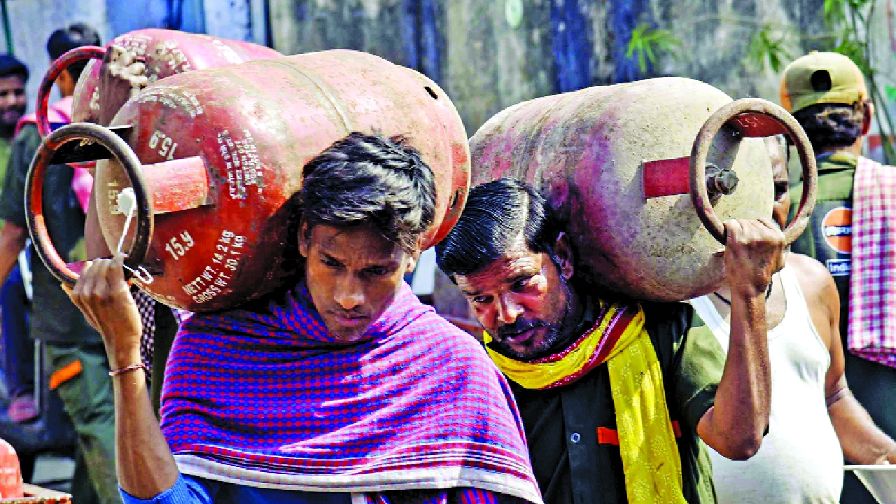 India’s Energy Crisis 2026: Causes, Impact & the Road Ahead